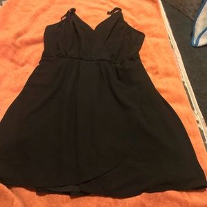 black cute short dress